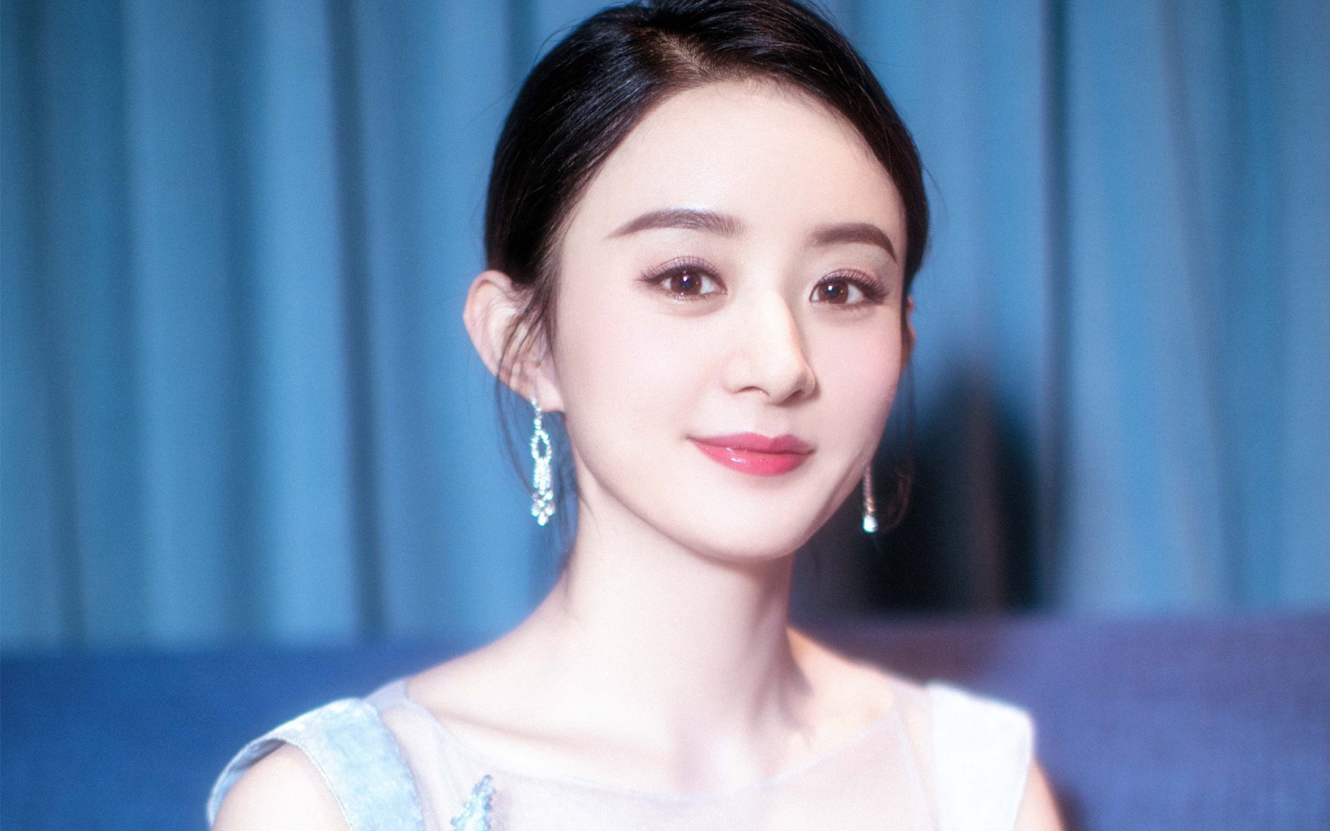 开云体育平台-双后腰屏障激活中轴线  第3张 开云体育平台-双后腰屏障激活中轴线  第3张